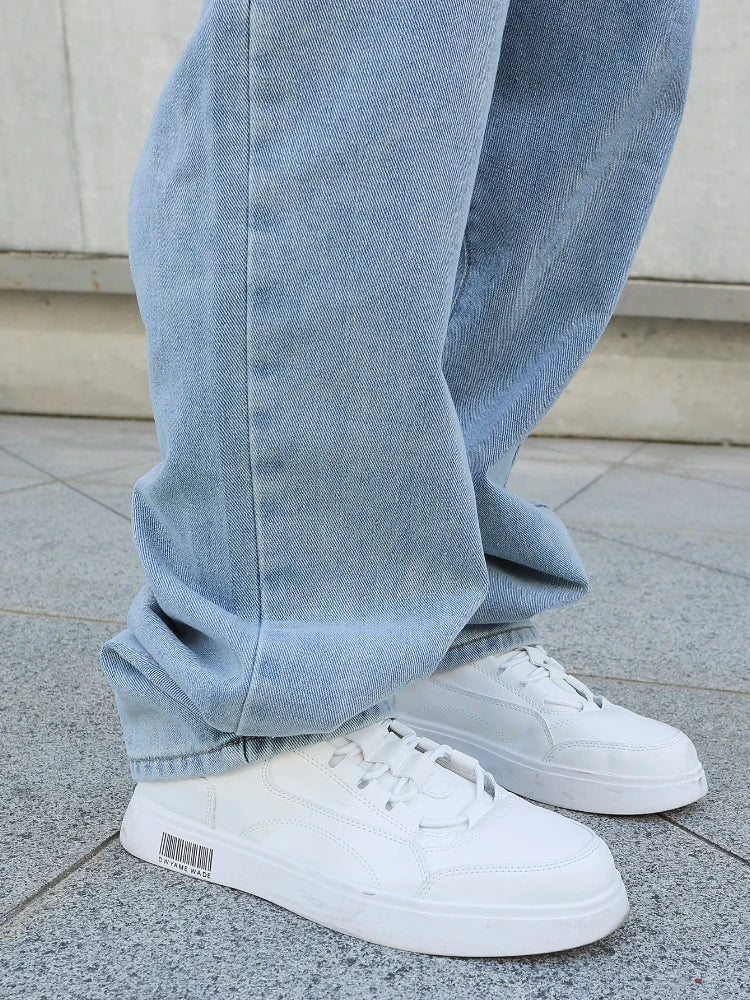 RELAXED WIDE—LEG JEANS