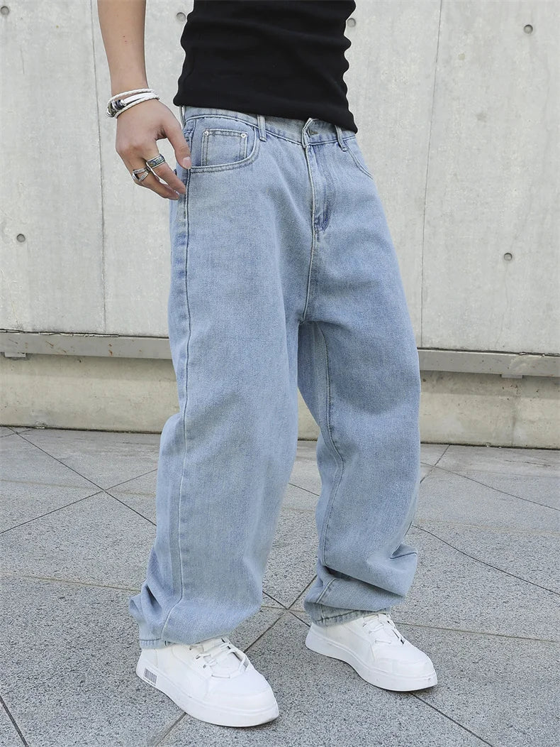 RELAXED WIDE—LEG JEANS