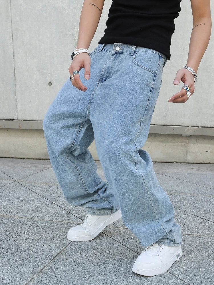 RELAXED WIDE—LEG JEANS