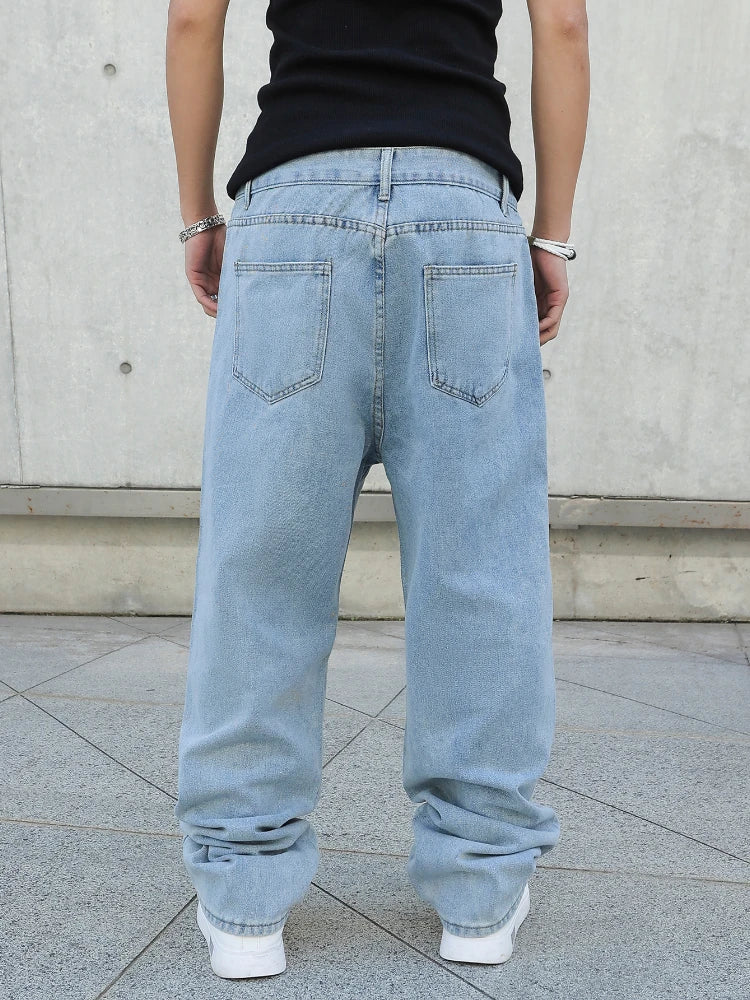 RELAXED WIDE—LEG JEANS