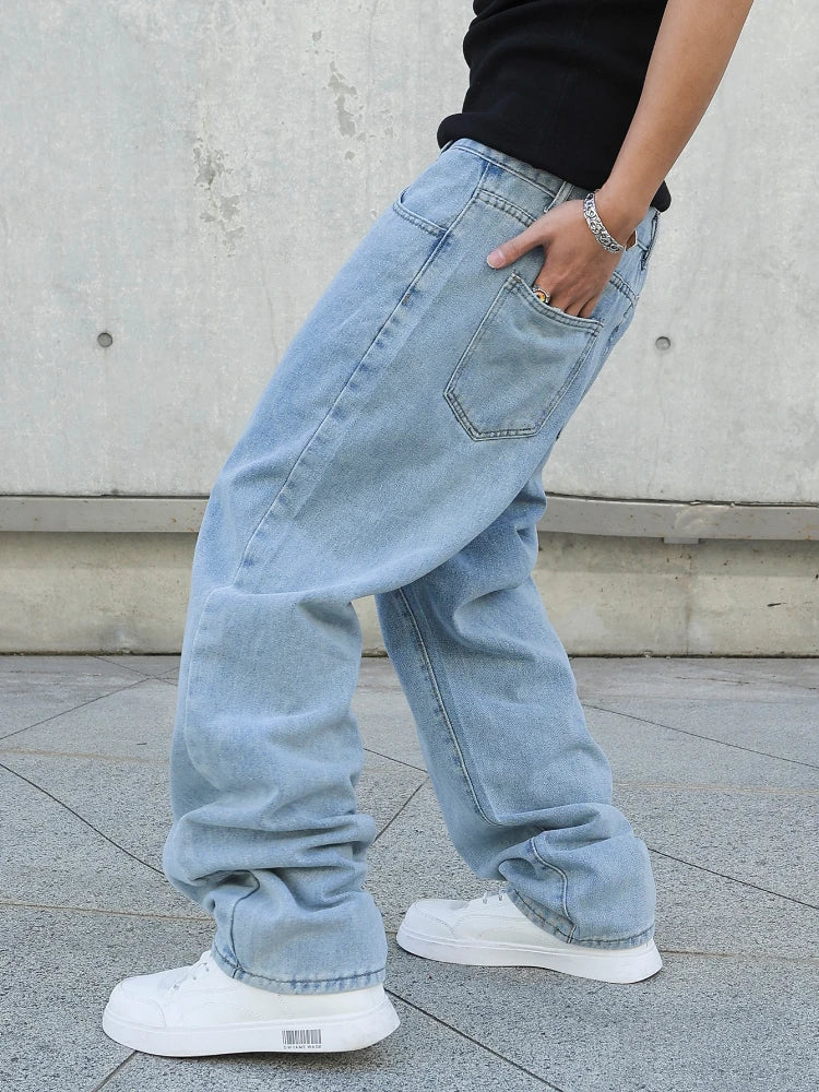 RELAXED WIDE—LEG JEANS