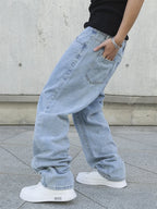 RELAXED WIDE—LEG JEANS