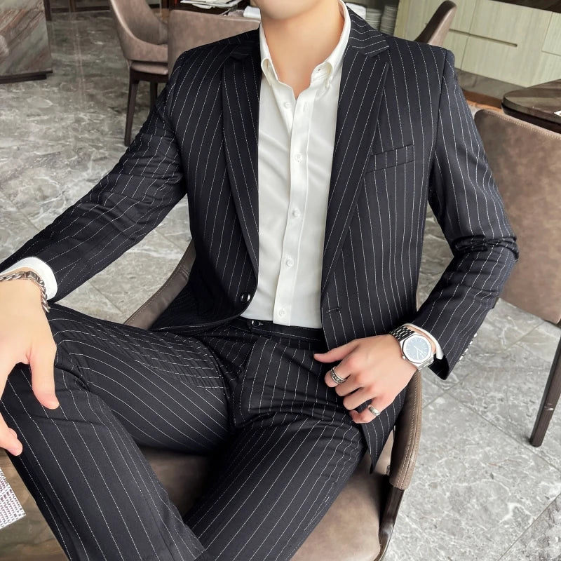GENTLEMAN™ — Premium Pinstripe Suit