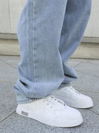 RELAXED WIDE—LEG JEANS