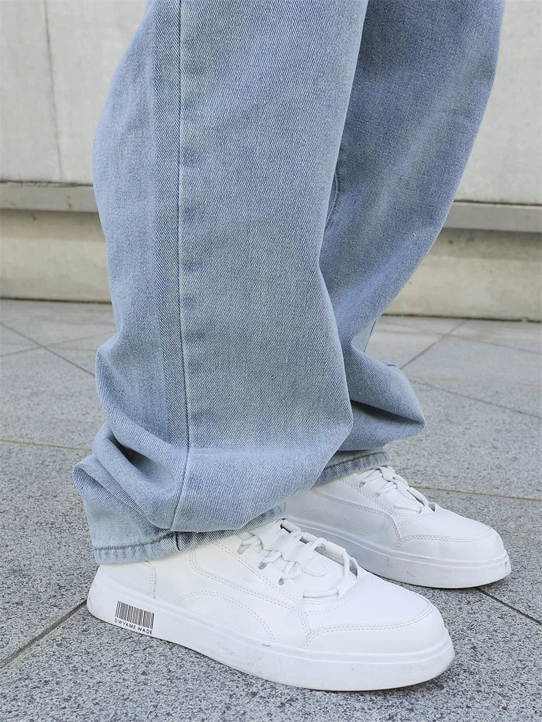 RELAXED WIDE—LEG JEANS