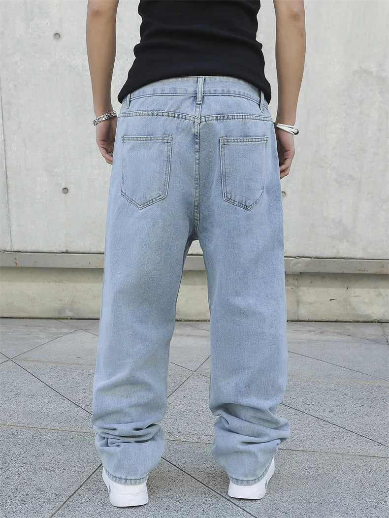 RELAXED WIDE—LEG JEANS